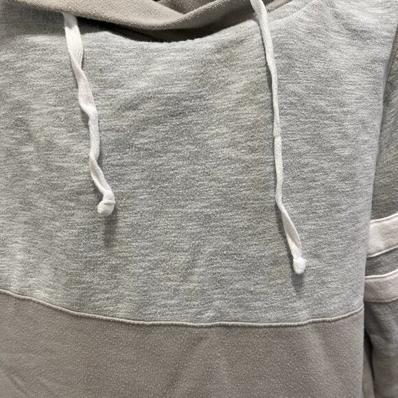 PINK Pullover Hoodie Size Small Gray Women's Girls - Picture 4 of 12